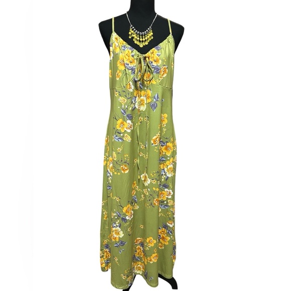 Floral Green Maxi Dress with Necklace, NWOT, Size 2XL - Picture 6 of 7